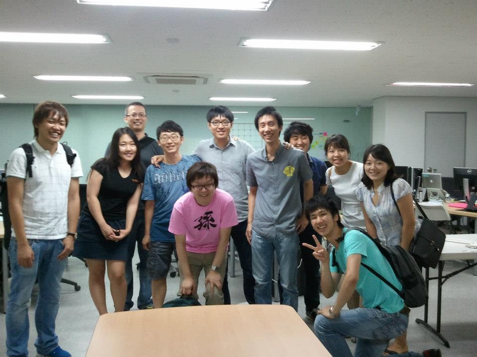 Visiting VCNC with Japanese entrepreneurs in August 2012.
